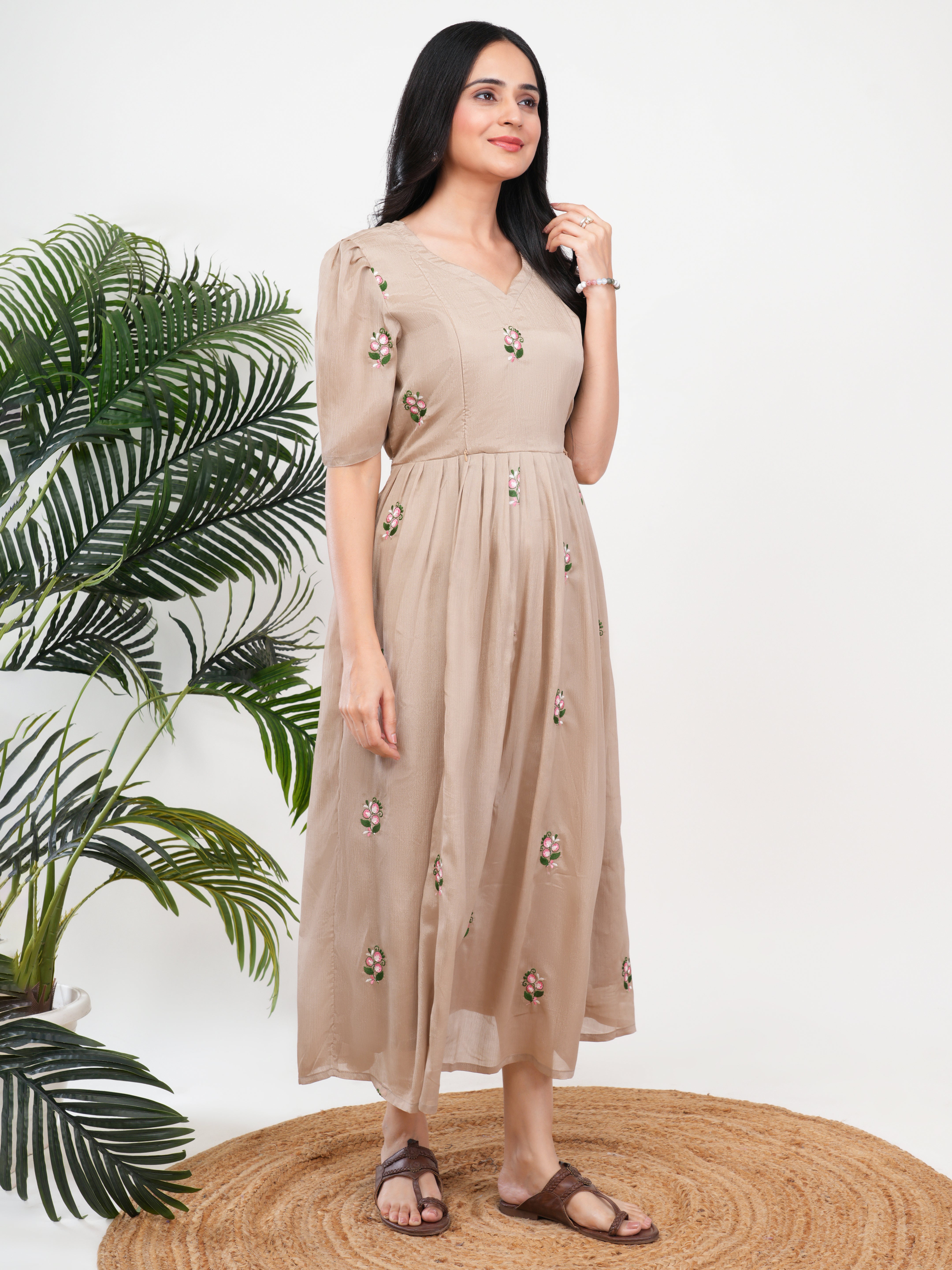 Cream Feeding Single Kurti