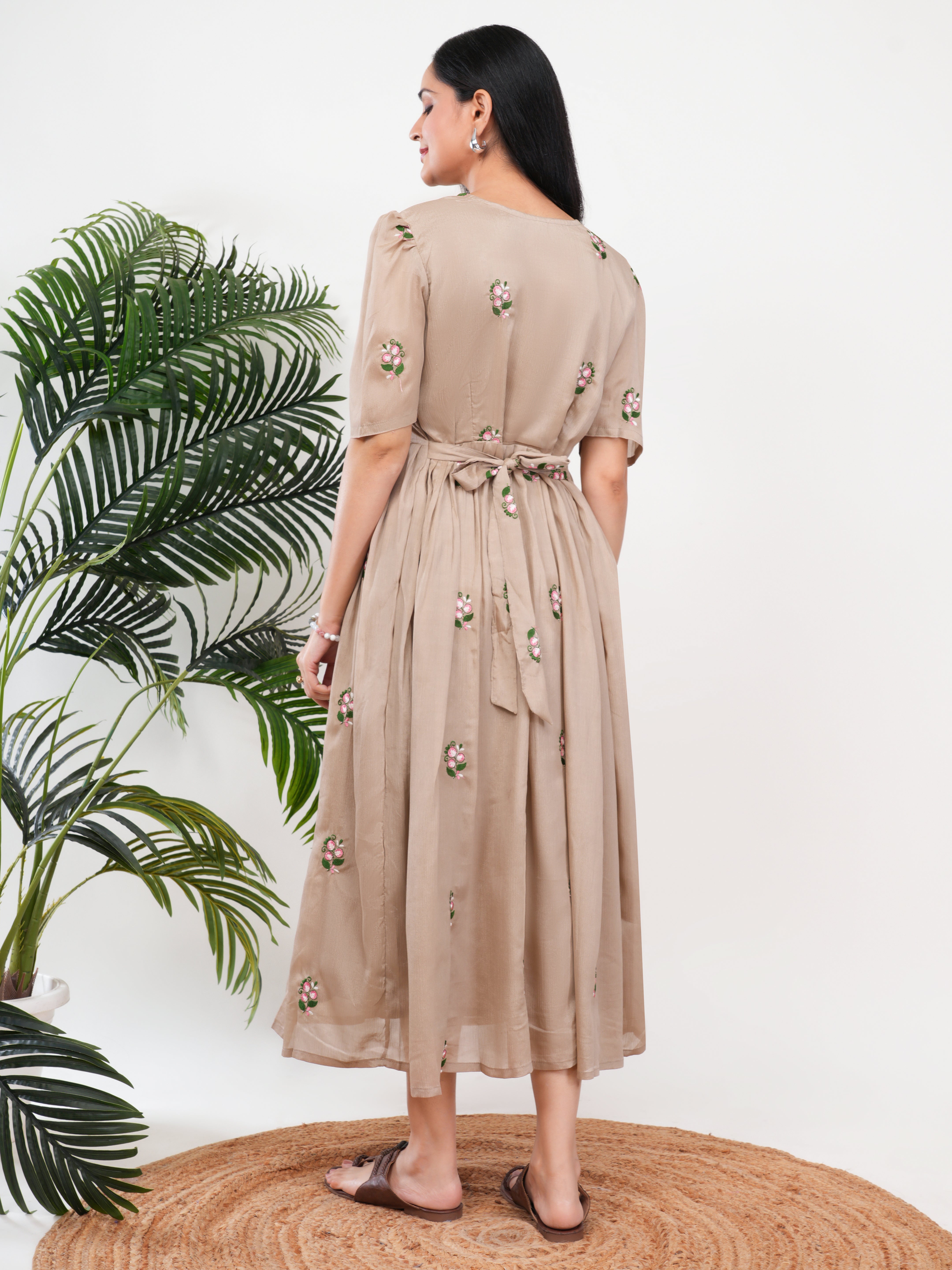 Cream Feeding Single Kurti